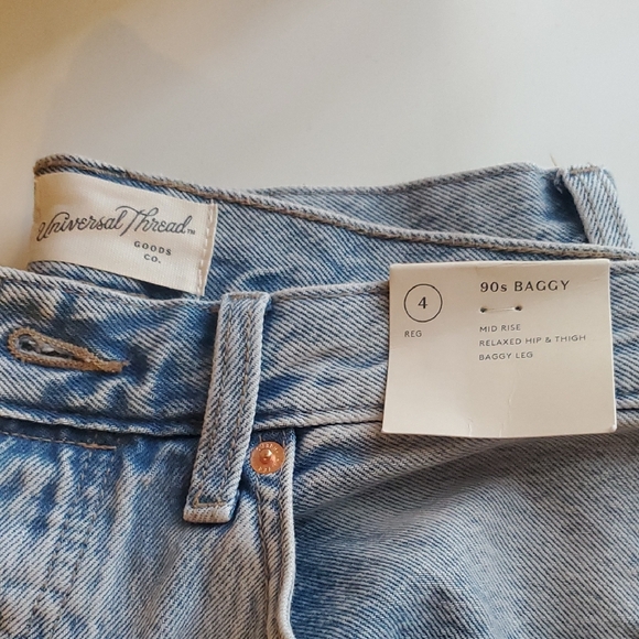 Universal Thread Light Blue 90s Baggy Jeans - Picture 4 of 6